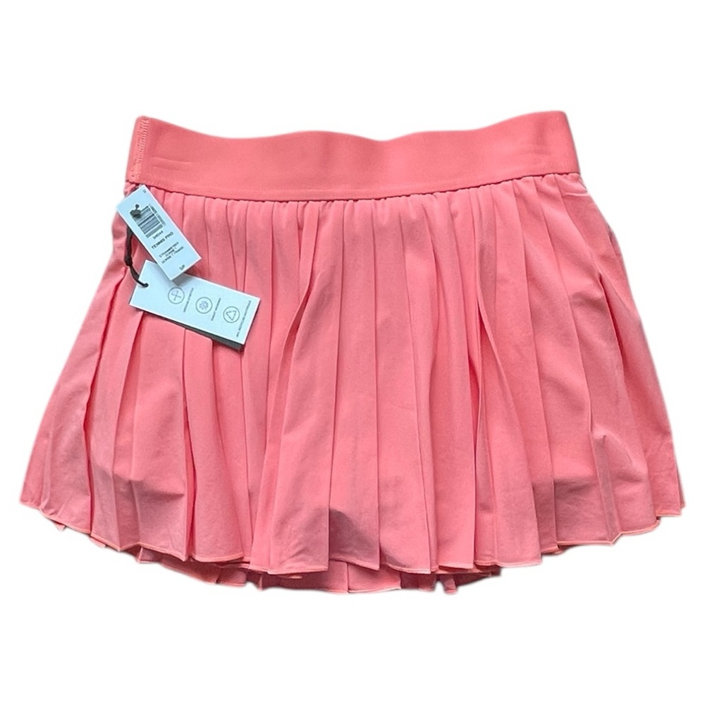 NWT Aritzia TNA Tennis Micro Pleated Skirt Skort in Strawberry Sorbet